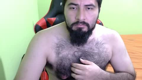 Snapshot of daviddelz chatting on 12-11-24, 10:03 David online show from 12-11-24, 10:03