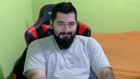 Snapshot of daviddelz chatting on 12-14-24, 06:24 David online show from 12-14-24, 06:24