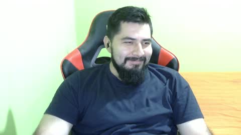 Snapshot of daviddelz chatting on 12-21-24, 05:36 David online show from 12-21-24, 05:36