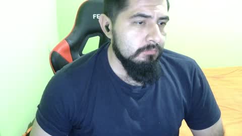 Snapshot of daviddelz chatting on 12-21-24, 09:01 David online show from 12-21-24, 09:01