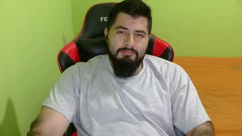 Snapshot of daviddelz chatting on 01-28-25, 06:16 David online show from 01-28-25, 06:16