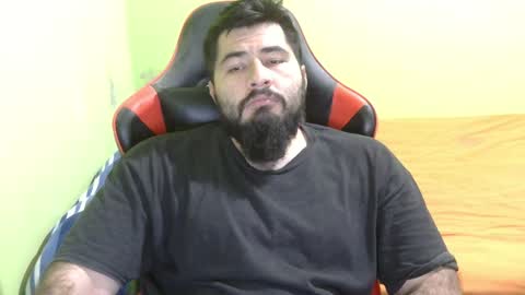 Snapshot of daviddelz chatting on 02-08-25, 06:54 David online show from 02-08-25, 06:54