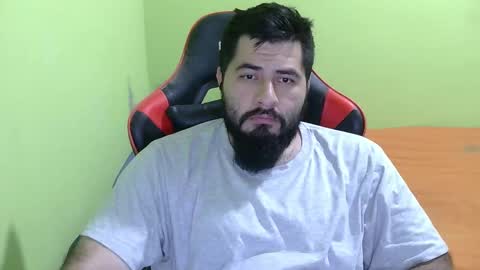 Snapshot of daviddelz chatting on 02-12-25, 04:54 David online show from 02-12-25, 04:54