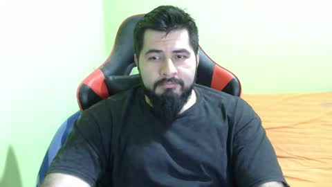 Snapshot of daviddelz chatting on 02-16-25, 05:37 David online show from 02-16-25, 05:37