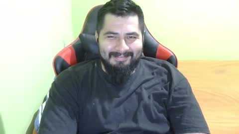 Snapshot of daviddelz chatting on 03-08-25, 06:21 David online show from 03-08-25, 06:21