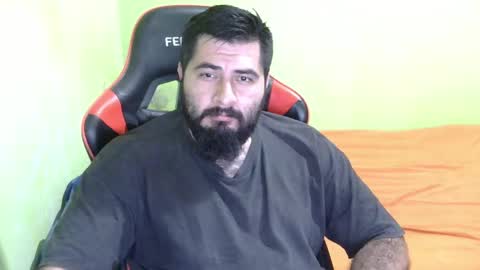 Snapshot of daviddelz chatting on 09-22-25, 04:58 David online show from 09-22-25, 04:58