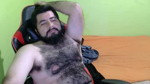 Snapshot of daviddelz chatting on 11-25-25, 05:07 David online show from 11-25-25, 05:07