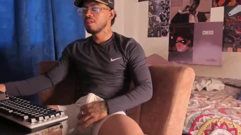 Davide online show from 10-23-25, 11:42