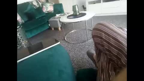 davidf75 online show from 10-08-25, 08:34