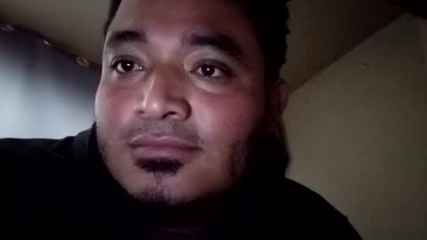 Snapshot of davidjose1995 chatting on 12-11-24, 01:05 Juice cock online show from 12-11-24, 01:05