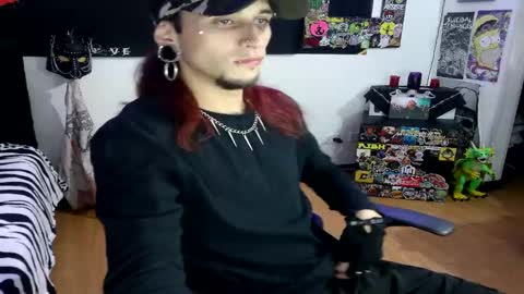   online show from 01-07-25, 01:17