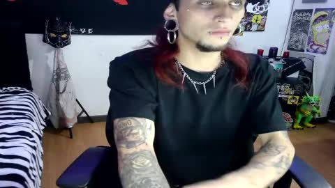   online show from 01-08-25, 01:21