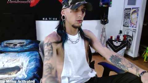   online show from 10-01-25, 09:54