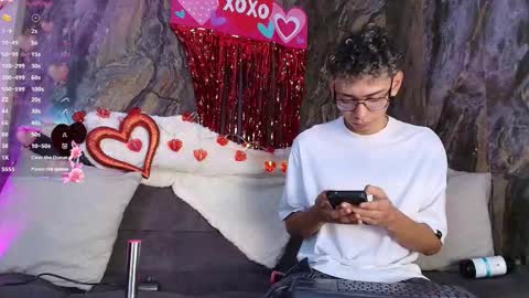 Snapshot of daviid_laid_ chatting on 02-14-26, 08:49 David online show from 02-14-26, 08:49