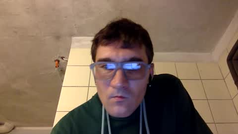 Snapshot of davocolours1112 chatting on 05-24-26, 11:43 davocolours1112 online show from 05-24-26, 11:43