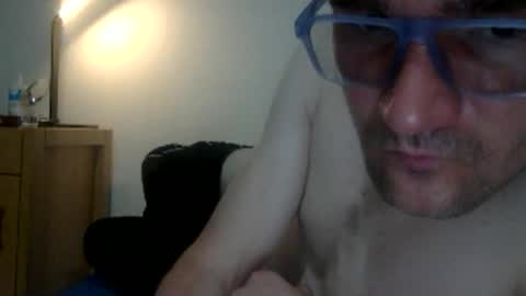Snapshot of davocolours1112 chatting on 05-29-26, 11:36 davocolours1112 online show from 05-29-26, 11:36