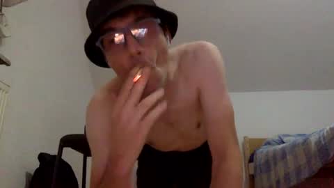 Snapshot of davocolours1112 chatting on 07-06-26, 11:51 davocolours1112 online show from 07-06-26, 11:51