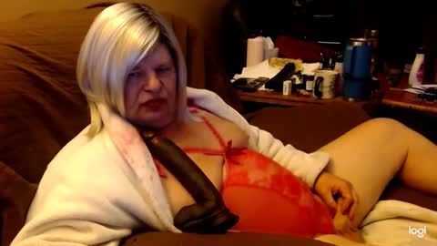 Snapshot of dawndoesall chatting on 02-11-25, 04:01 dawndoesall online show from 02-11-25, 04:01