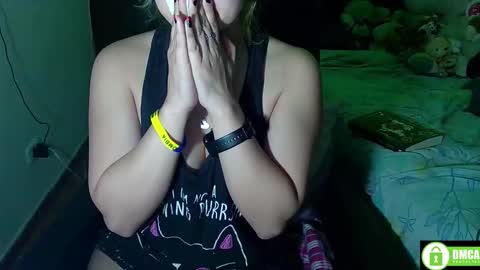 Snapshot of daya202 chatting on 02-07-26, 05:44 Eli online show from 02-07-26, 05:44