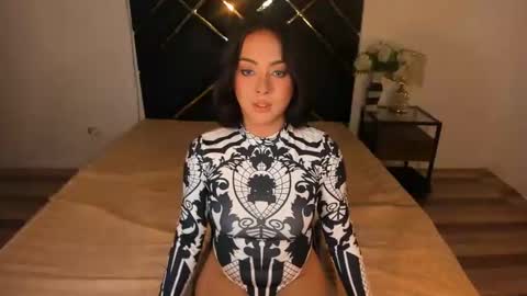 Snapshot of dayanarafox chatting on 03-04-25, 09:32 CALL ME DAYAN online show from 03-04-25, 09:32