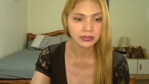 Snapshot of dayanasangre chatting on 01-26-25, 05:45 Dayana Cristal online show from 01-26-25, 05:45