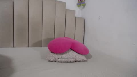 Snapshot of dayanats15 chatting on 06-01-26, 03:03 instagram catherin dayana reina online show from 06-01-26, 03:03