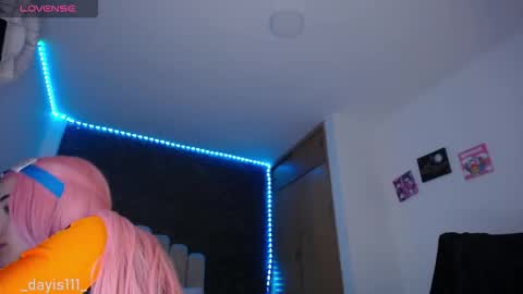 Snapshot of dayis_sweet chatting on 11-25-25, 02:22 Dayis online show from 11-25-25, 02:22