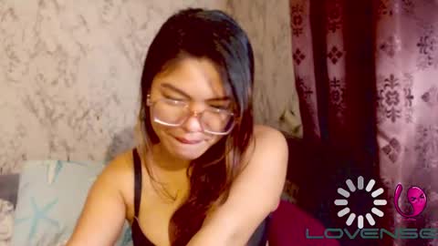 Snapshot of daze2love chatting on 12-26-24, 09:55 daze2love online show from 12-26-24, 09:55