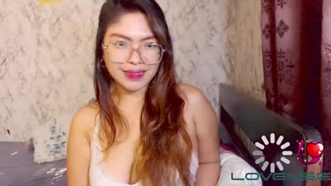 Snapshot of daze2love chatting on 01-12-25, 07:32 daze2love online show from 01-12-25, 07:32