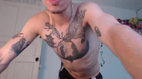 Snapshot of dazzayyy chatting on 05-01-26, 09:41 dazzayy online show from 05-01-26, 09:41