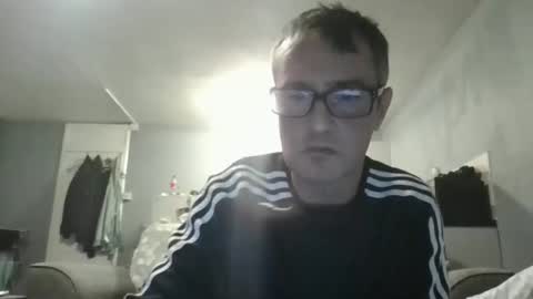 Snapshot of dazzill chatting on 12-04-25, 04:59 Dazzill online show from 12-04-25, 04:59