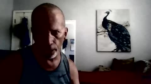 Snapshot of dcoester chatting on 05-19-26, 05:41 dcoester online show from 05-19-26, 05:41