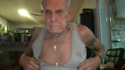 Snapshot of ddaldd chatting on 06-12-26, 09:46 NOLADon online show from 06-12-26, 09:46