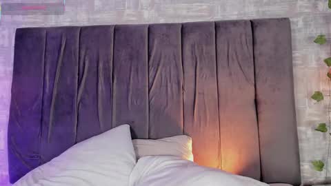 Snapshot of dea_athenea chatting on 11-25-25, 08:42 dea_athenea online show from 11-25-25, 08:42