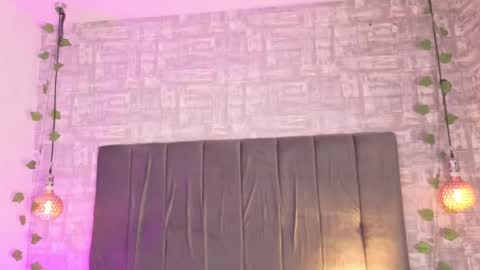 Snapshot of dea_athenea chatting on 11-28-25, 08:11 dea_athenea online show from 11-28-25, 08:11