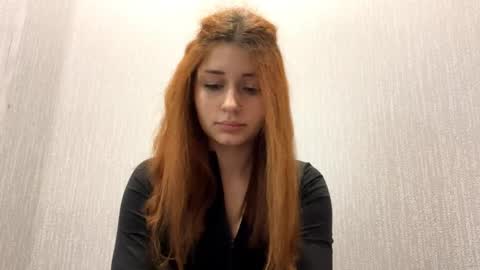 Snapshot of deandreaschomin chatting on 04-09-26, 04:34 Mia online show from 04-09-26, 04:34