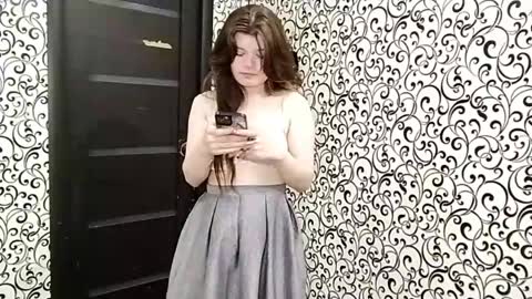 Snapshot of deannemillener chatting on 05-26-26, 05:31 Camille online show from 05-26-26, 05:31