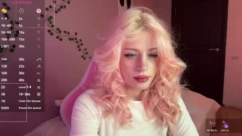 Maggie online show from 05-26-26, 03:41