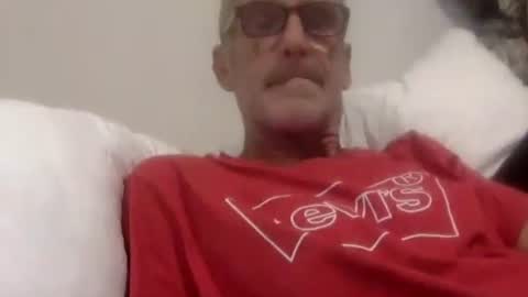 deanofflove221000 online show from 11-05-25, 07:14