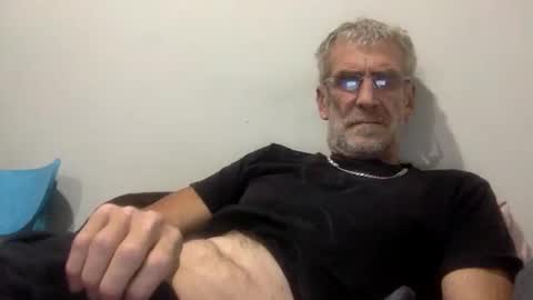 deanofflove221000 online show from 03-17-26, 10:46