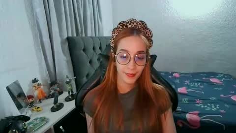 Snapshot of dear_juliet chatting on 11-25-25, 01:16 Juliet online show from 11-25-25, 01:16