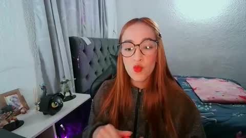 Snapshot of dear_juliet chatting on 03-29-26, 03:17 Juliet online show from 03-29-26, 03:17