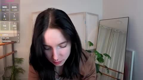 Snapshot of dearkate_ chatting on 02-08-26, 03:48 Kitty online show from 02-08-26, 03:48
