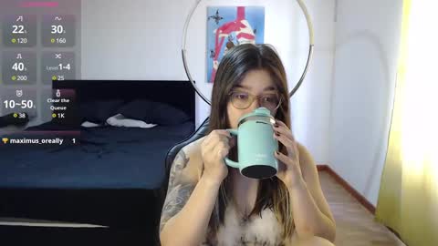 Snapshot of dearlilith6666 chatting on 12-31-24, 01:30 dearlilith6666 online show from 12-31-24, 01:30