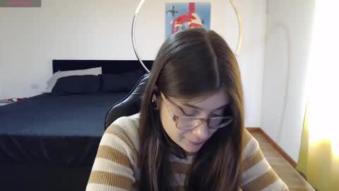 Snapshot of dearlilith6666 chatting on 03-06-25, 02:18 dearlilith6666 online show from 03-06-25, 02:18