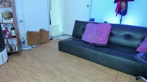 dearmilu28 online show from 02-10-25, 05:09