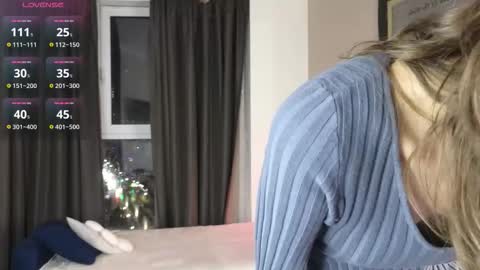 Eva online show from 10-27-25, 05:28