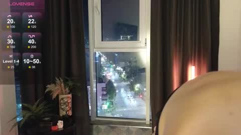 Eva online show from 10-30-25, 05:02