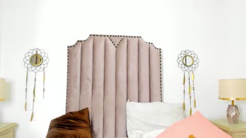 Debora online show from 02-25-25, 05:36