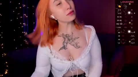 Snapshot of deborah_moore chatting on 06-20-26, 02:25 Debora online show from 06-20-26, 02:25